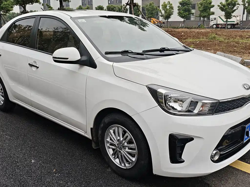 Kia Huanchi — миниатюра 3