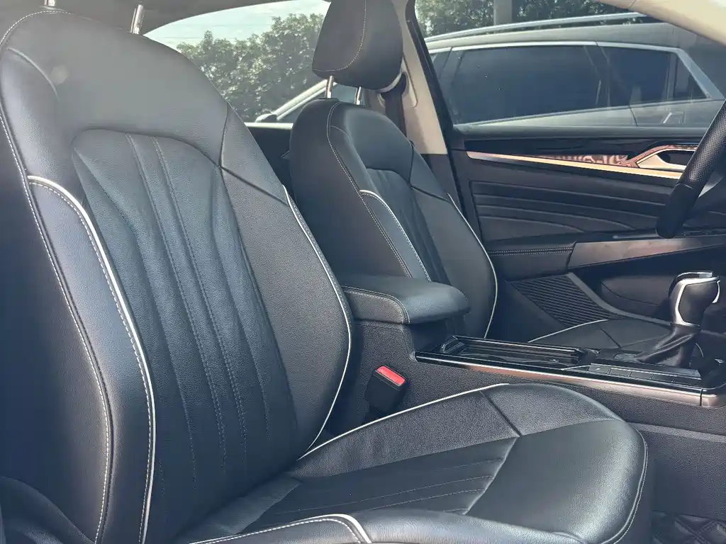 Volkswagen Passat — миниатюра 18