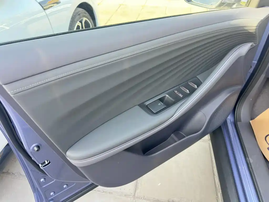 Nissan N6 — миниатюра 12