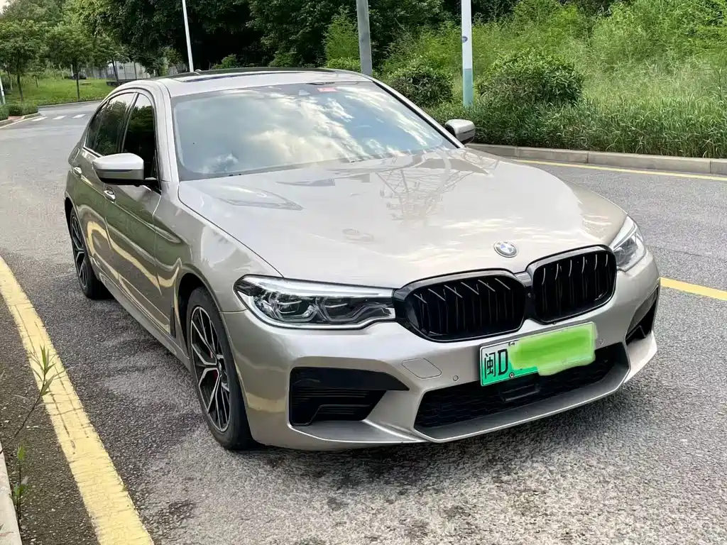 BMW 5 Series New Energy — миниатюра 2