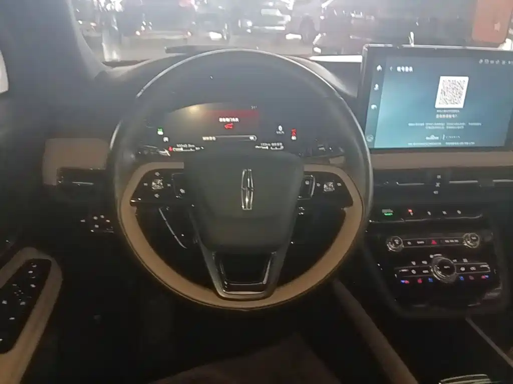 Lincoln Corsair — миниатюра 11