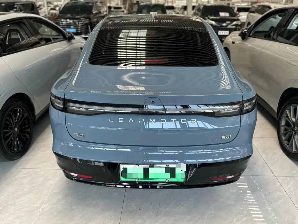 Leapmotor Leapmotor B01 — миниатюра 21