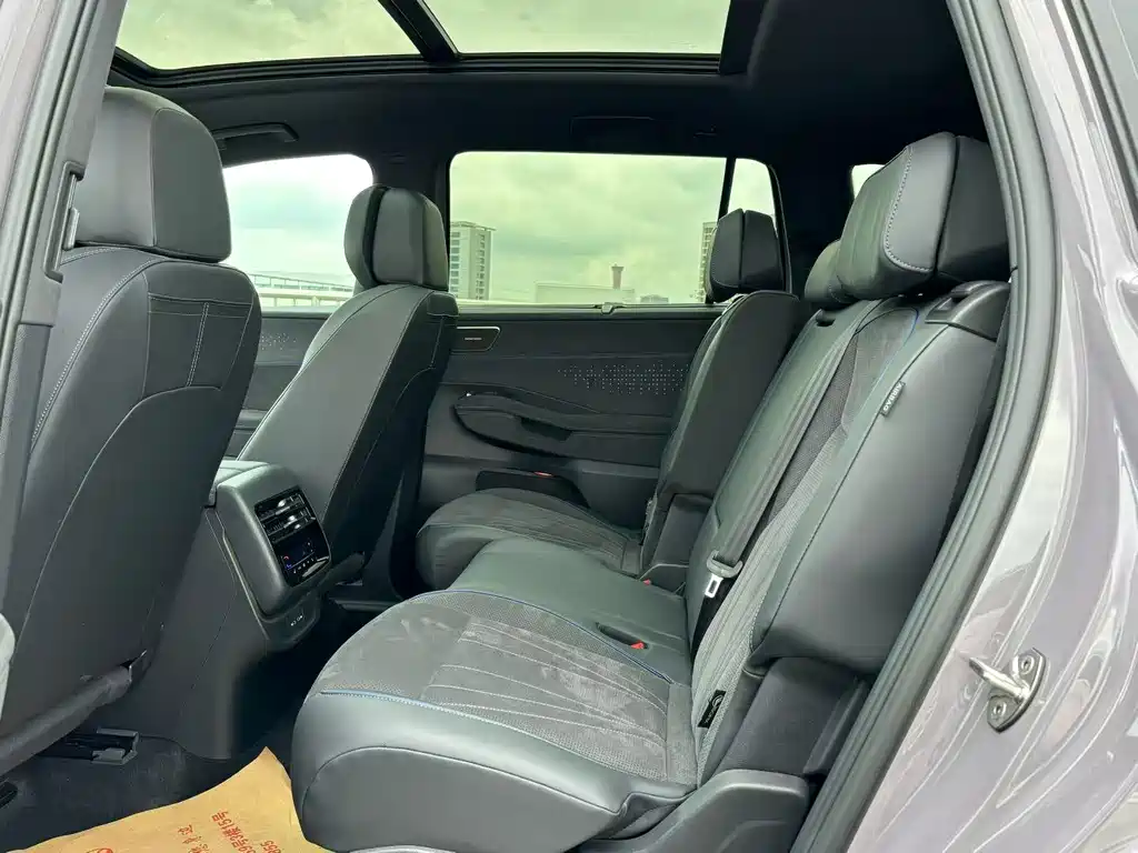 Volkswagen Teramont — миниатюра 6