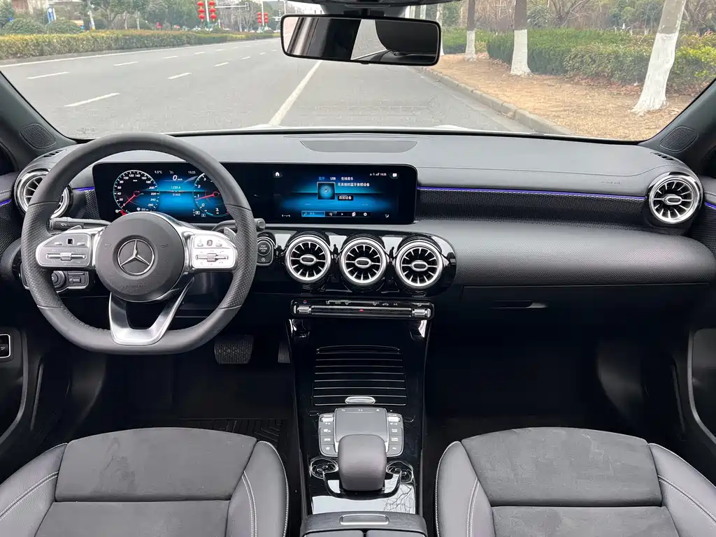 MERCEDES-BENZ A CLASS