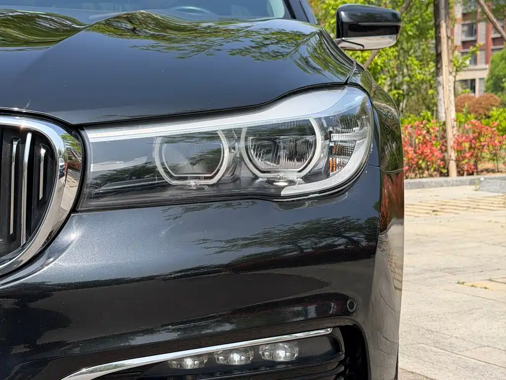 BMW 7 Series 7 2017 730Li Lead