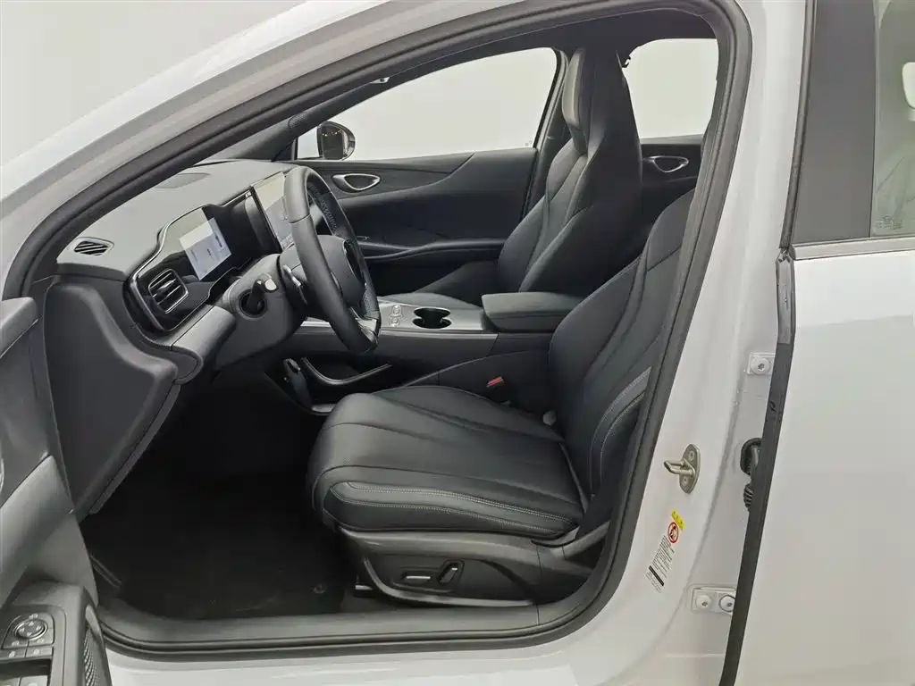 BYD SEAL 06 NEW ENERGY