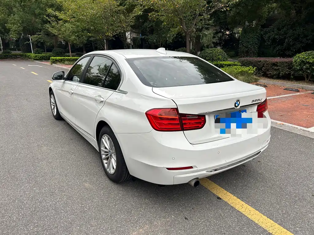 BMW 3 Series — миниатюра 6