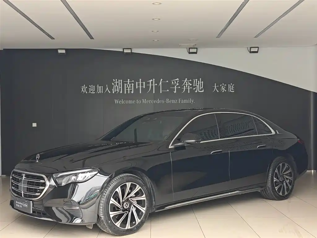 奔驰E级 2025款 改款 E 300 L 豪华型 2025