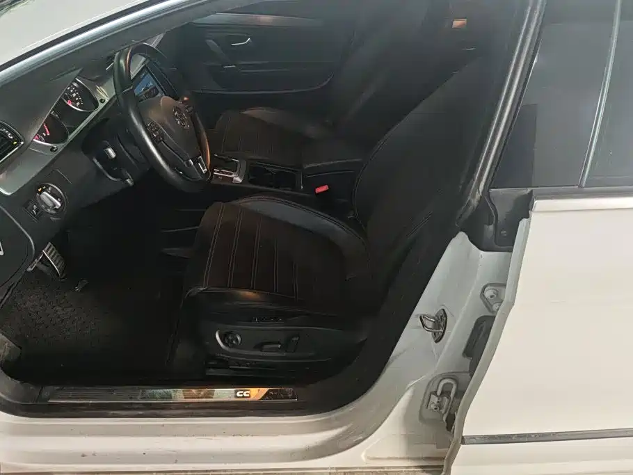 Volkswagen CC — миниатюра 9