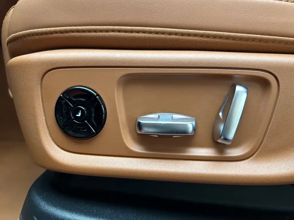 Li Auto Li L6 — миниатюра 23