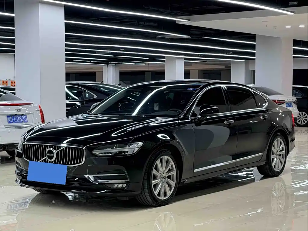 Volvo S90 — миниатюра 2