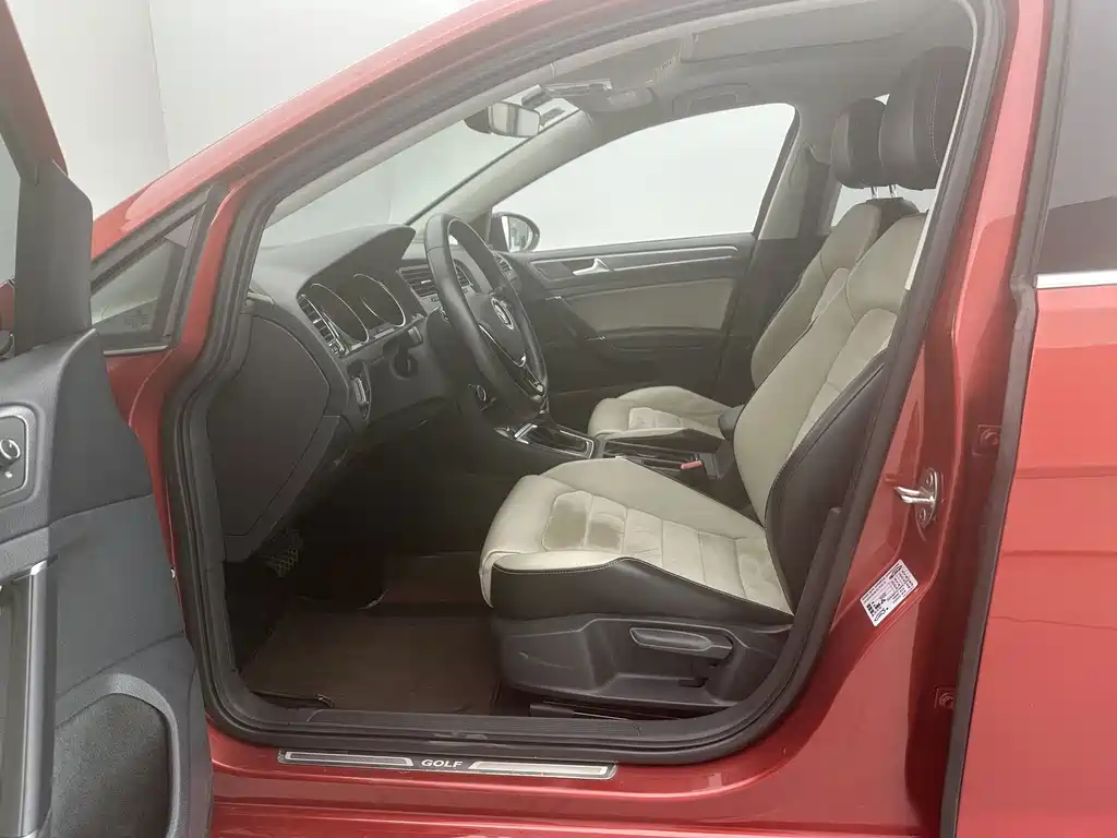 Volkswagen Golf — миниатюра 14
