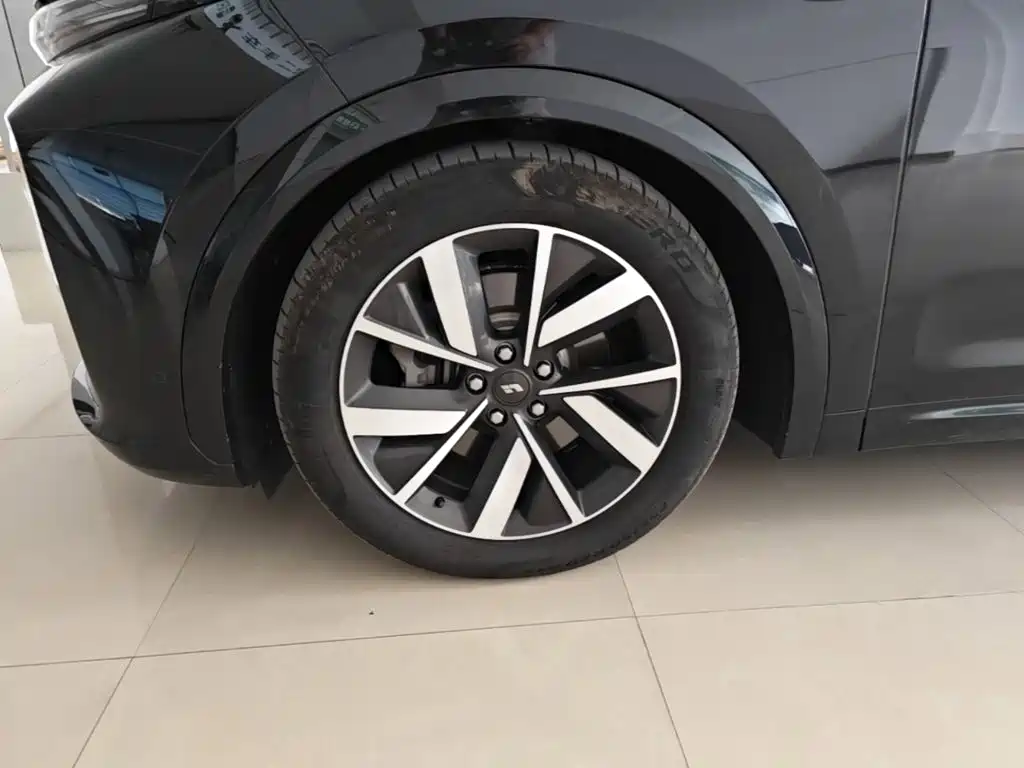 Li Auto Li L7 — миниатюра 23