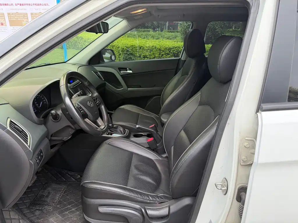 Hyundai BAIC Hyundai ix25 ix25 2015 1.6L AT GLS