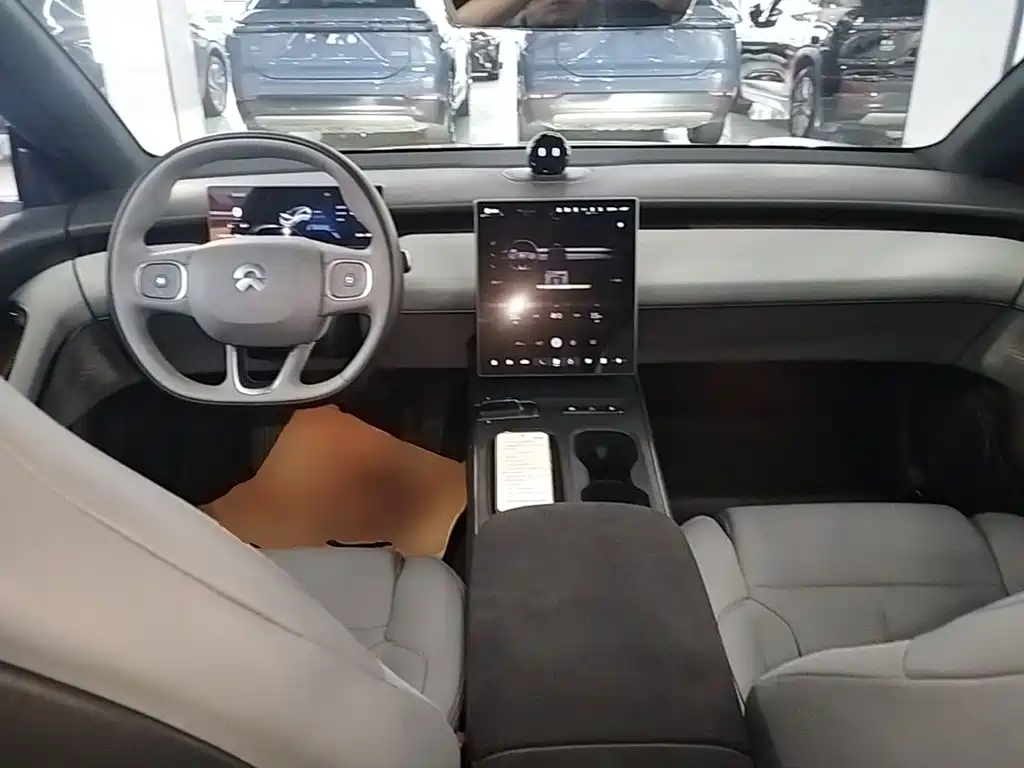 NIO ET5T — миниатюра 10