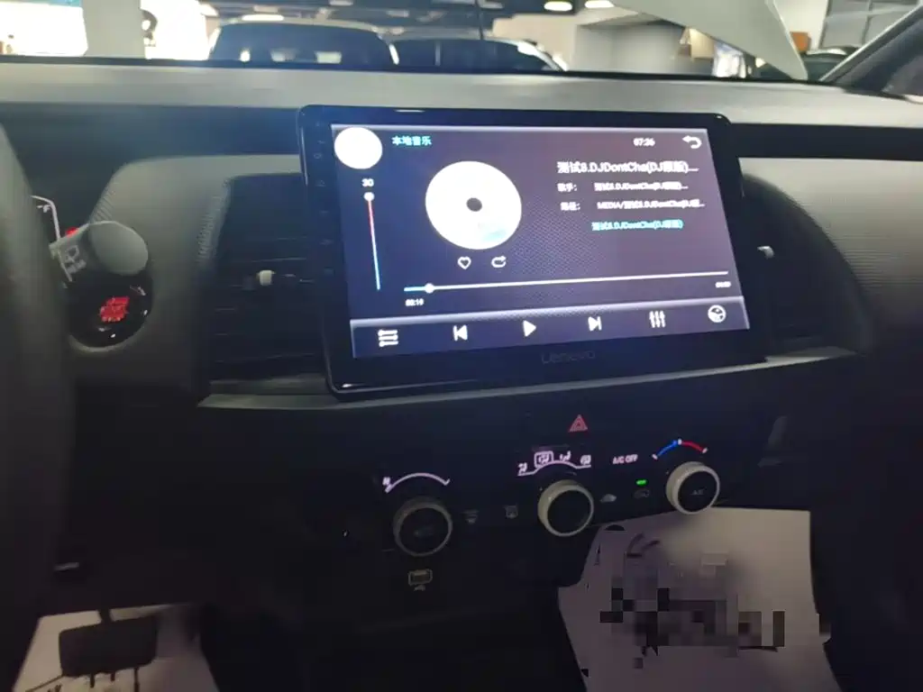 Honda Fit — миниатюра 13