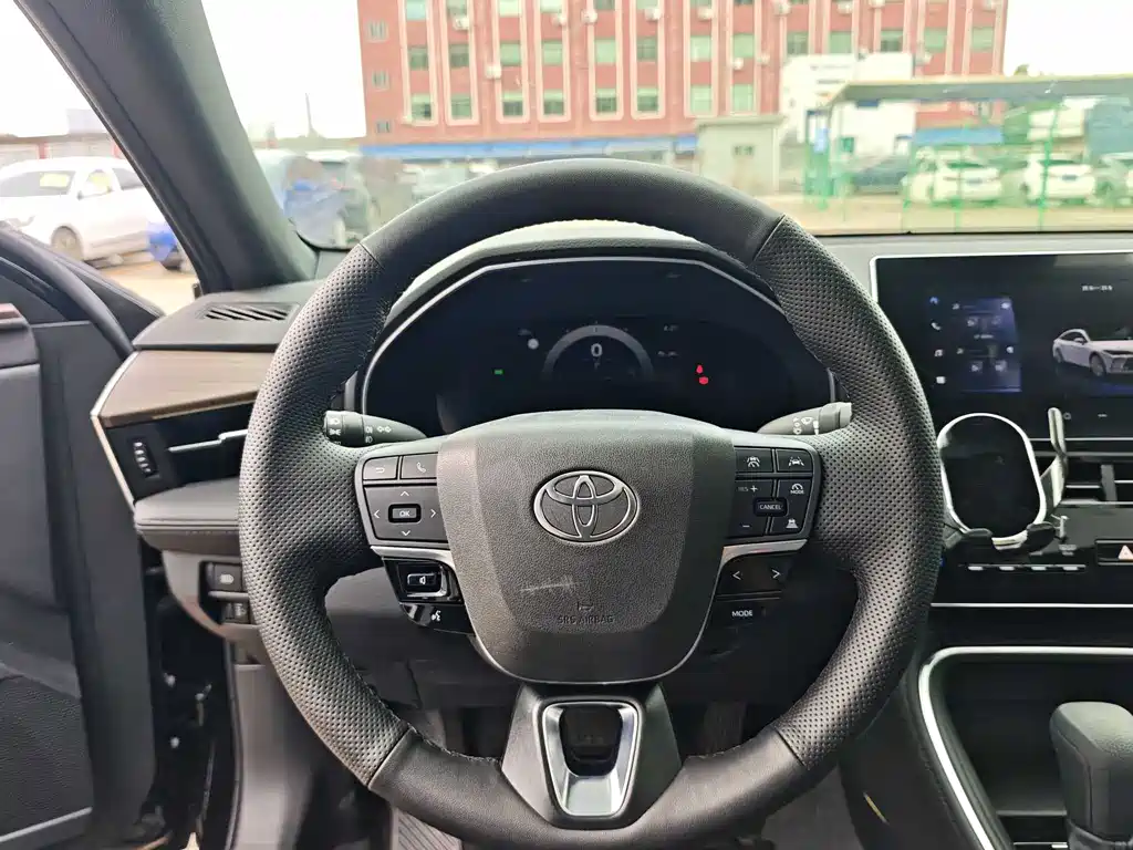 Toyota Avalon 2024 2.0L