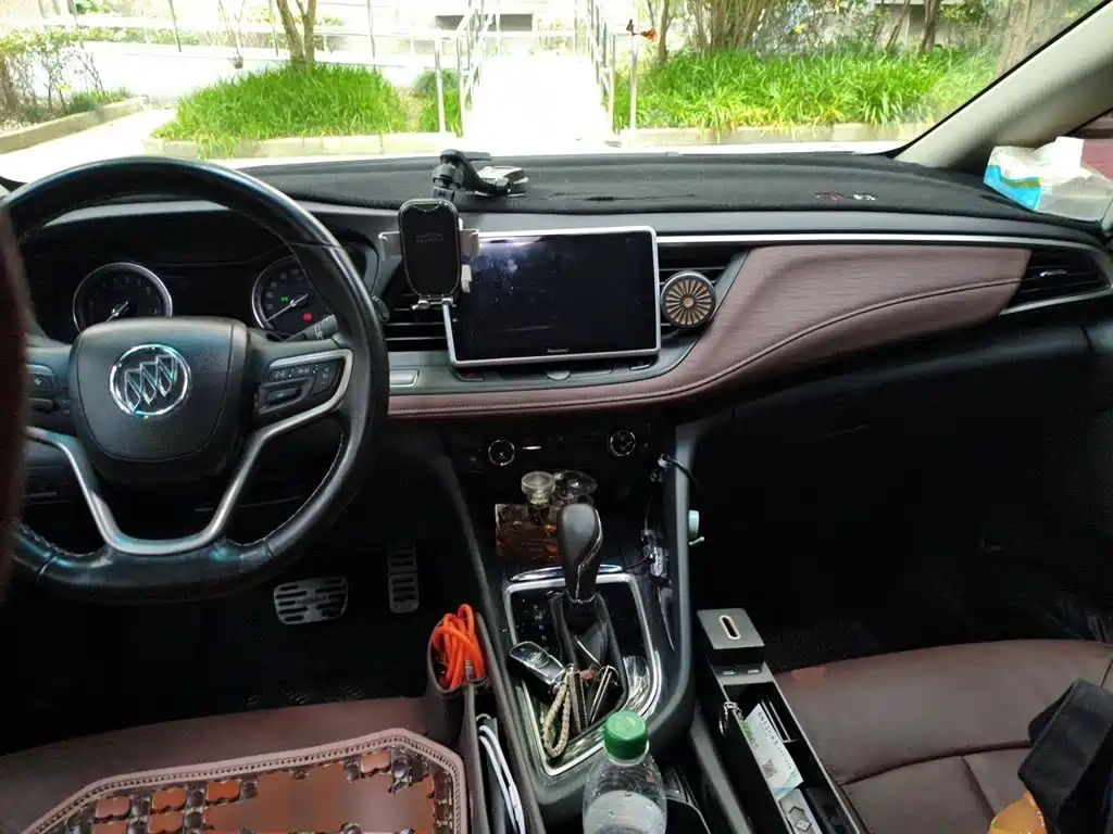 Buick GL6 — миниатюра 6