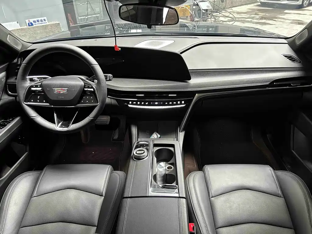 Cadillac CT6 — миниатюра 6