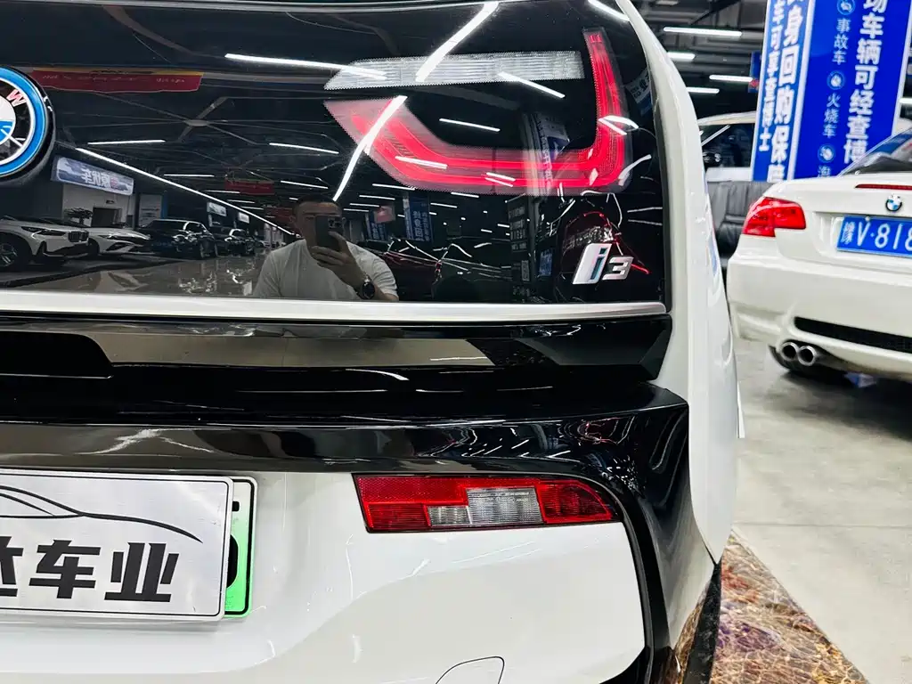 BMW i3 (Import) — миниатюра 12