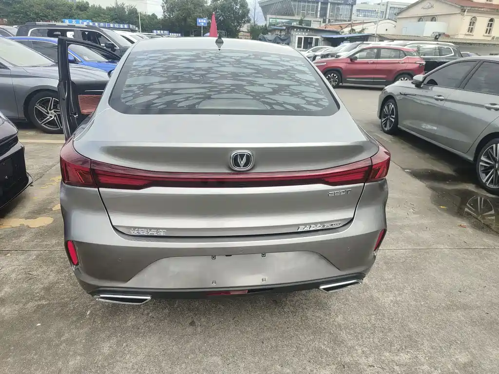 Changan Eado — миниатюра 16