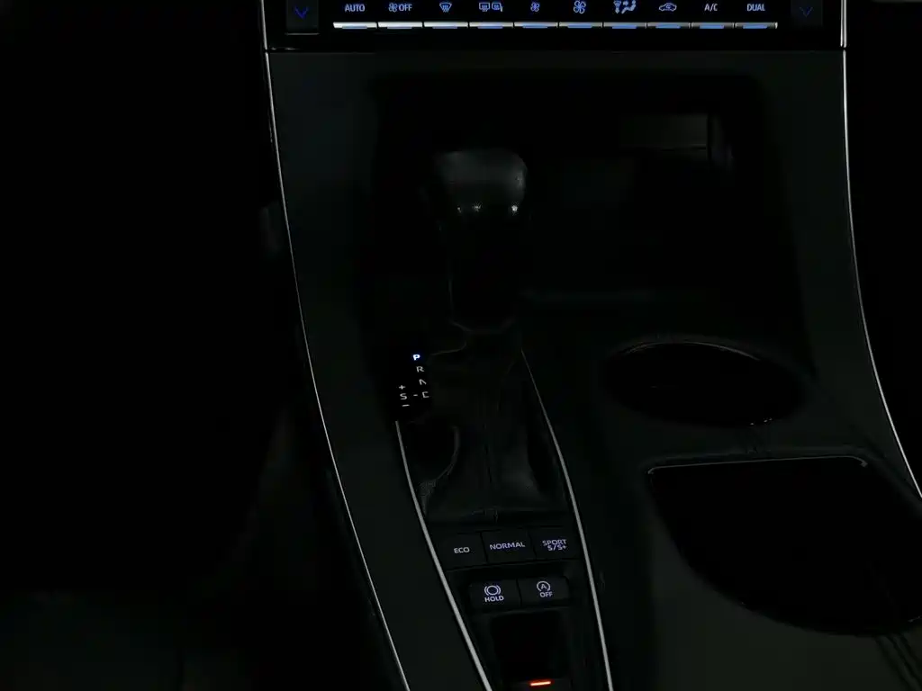 Toyota Avalon — миниатюра 13