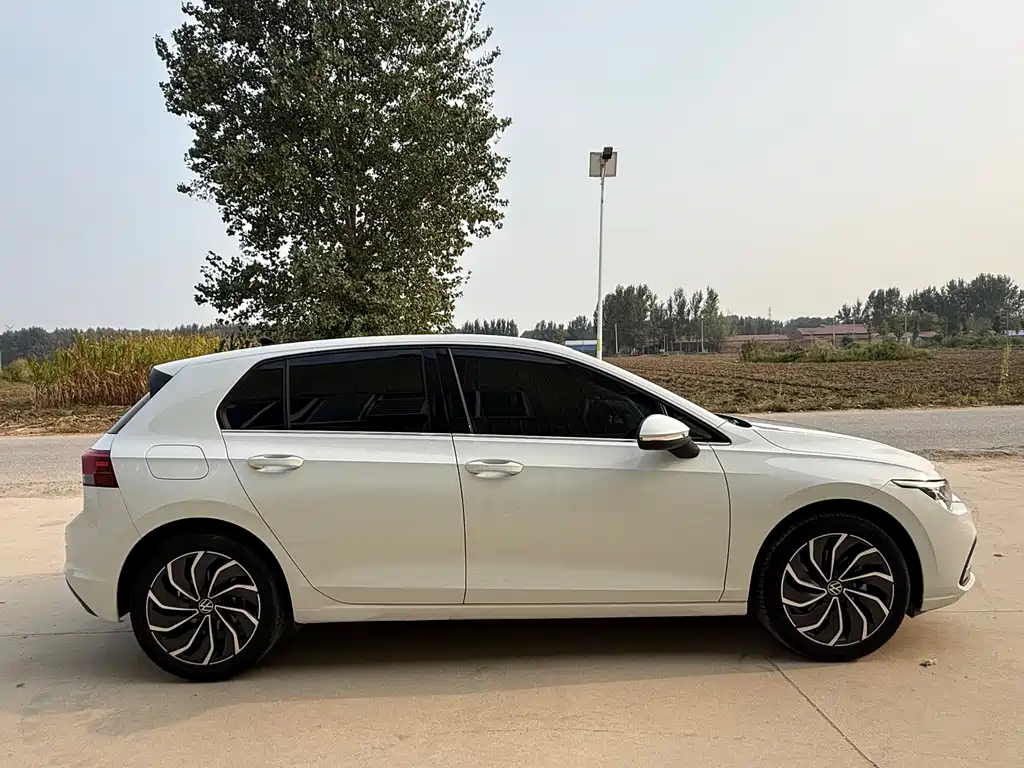 Volkswagen Golf — миниатюра 8