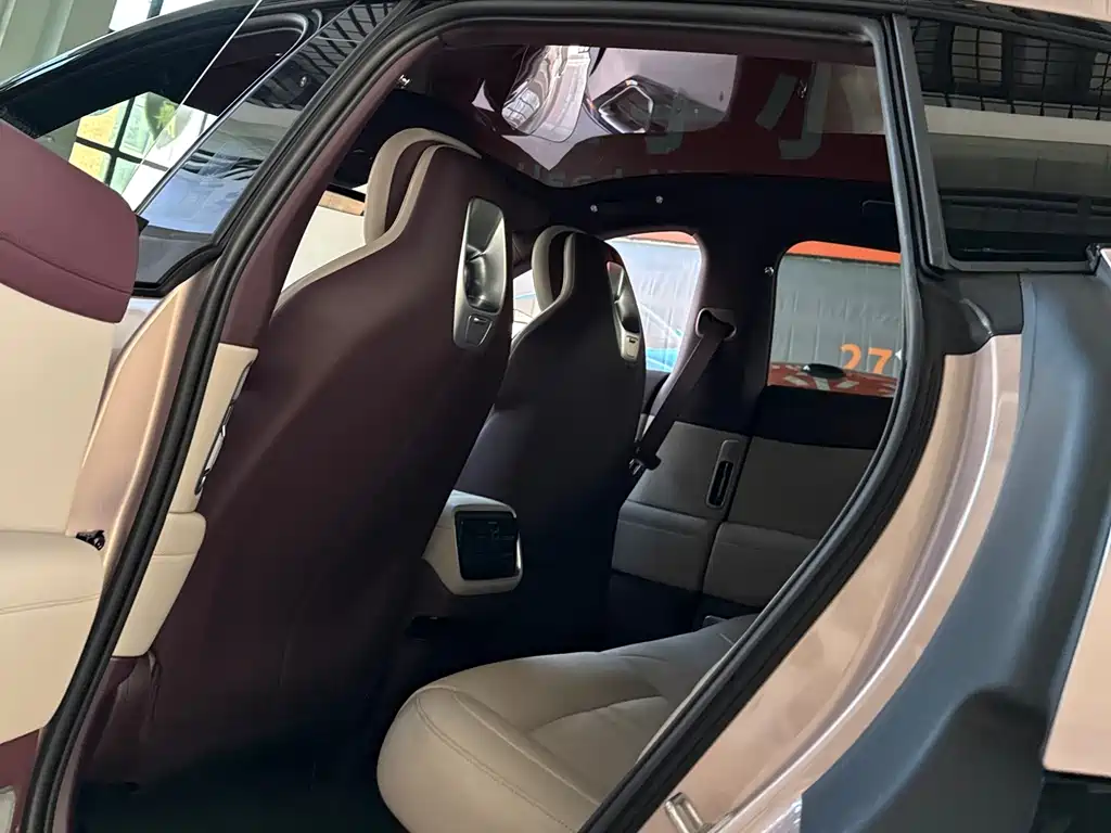 XIAOMI CAR XIAOMI YU7