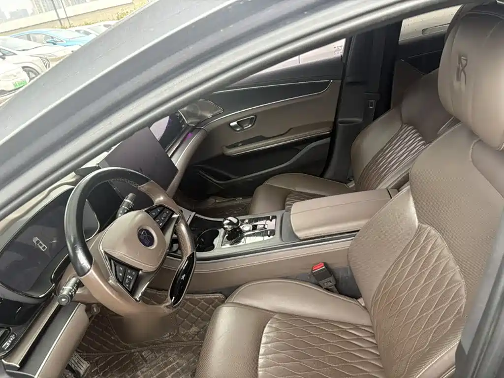 BYD Han — миниатюра 8