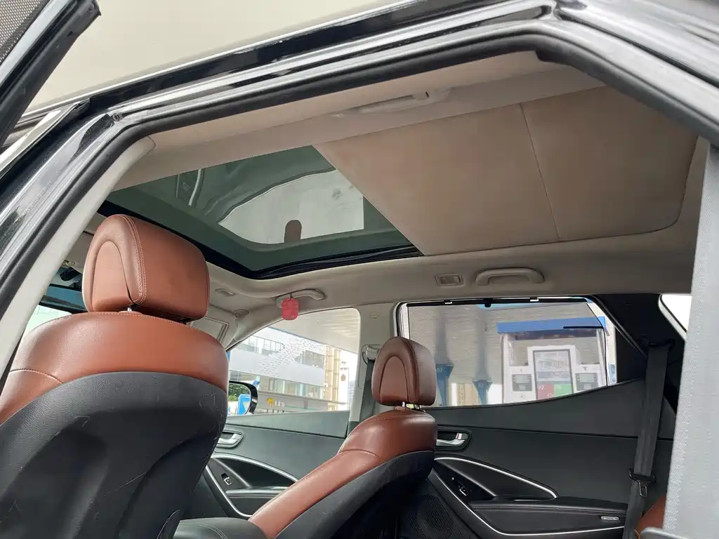 Hyundai Santa Fe — миниатюра 13