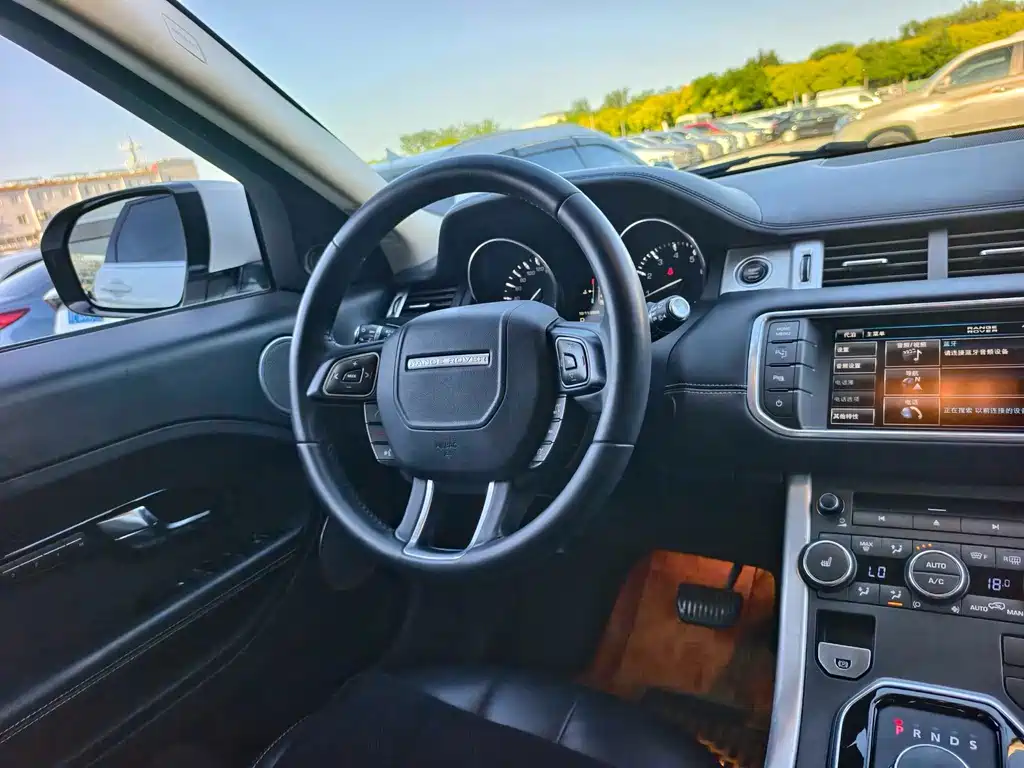 Land Rover Evoque (Import) — миниатюра 18