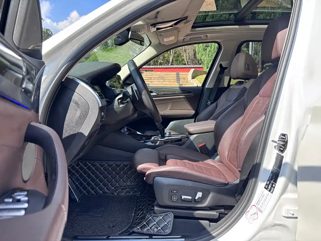 BMW X3 — миниатюра 8