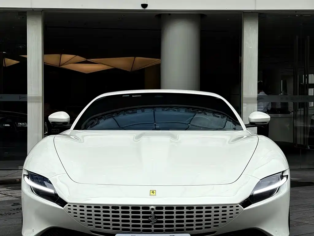 Ferrari Roma — миниатюра 5