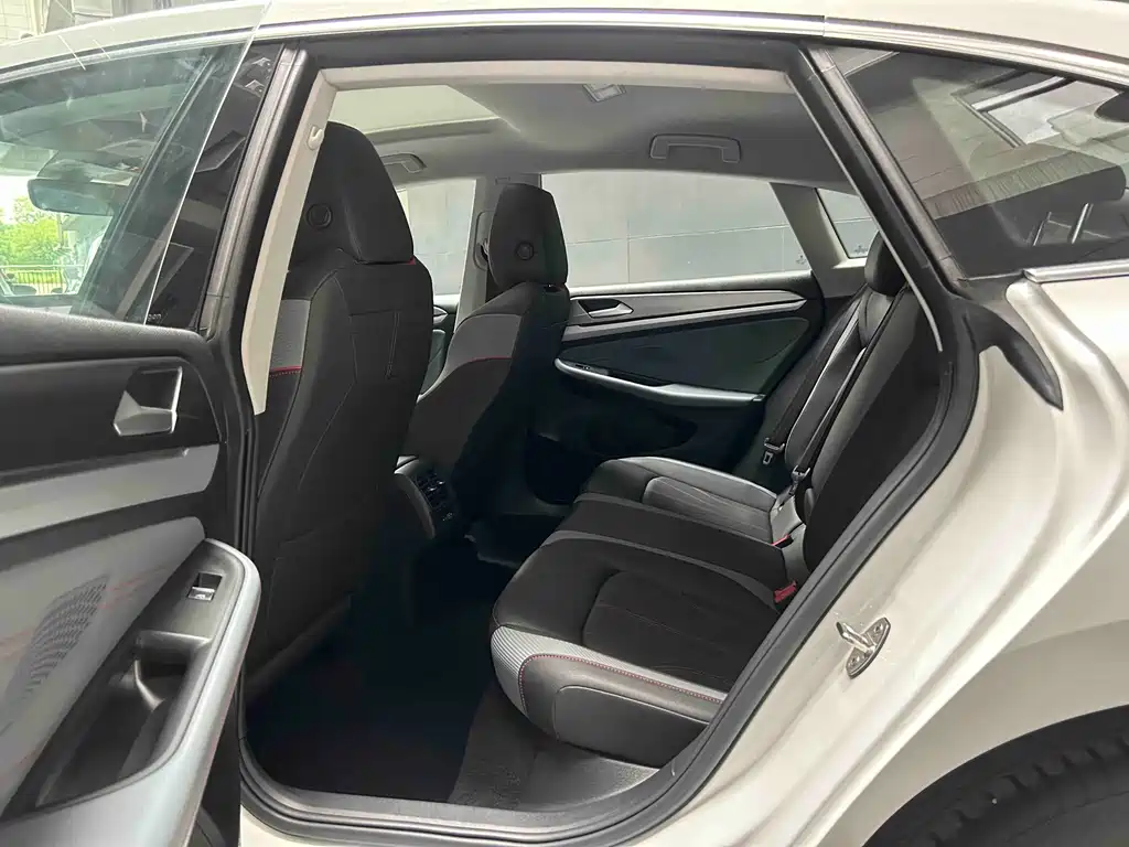 Volkswagen Lamando — миниатюра 5