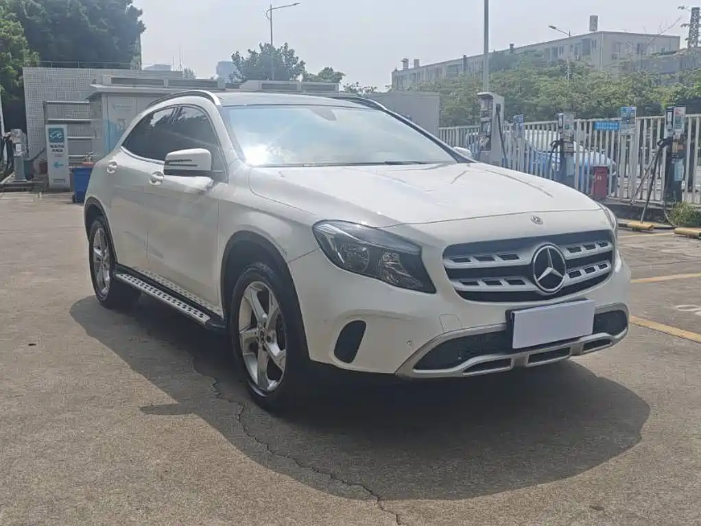 Mercedes-Benz GLA — миниатюра 3