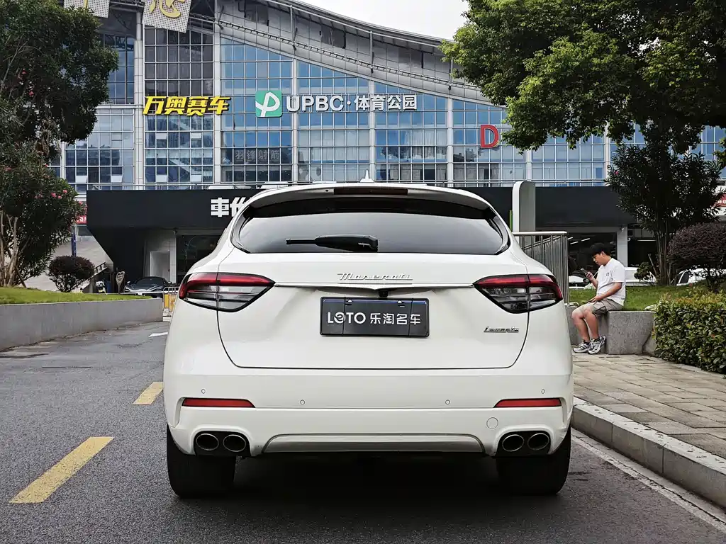 Maserati Levante — миниатюра 7