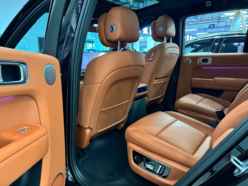 Li Auto Li L8 — миниатюра 7