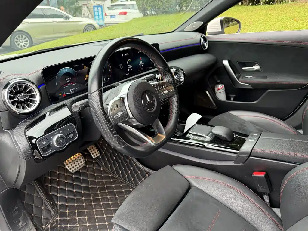 Mercedes-Benz CLA (Import) — миниатюра 7