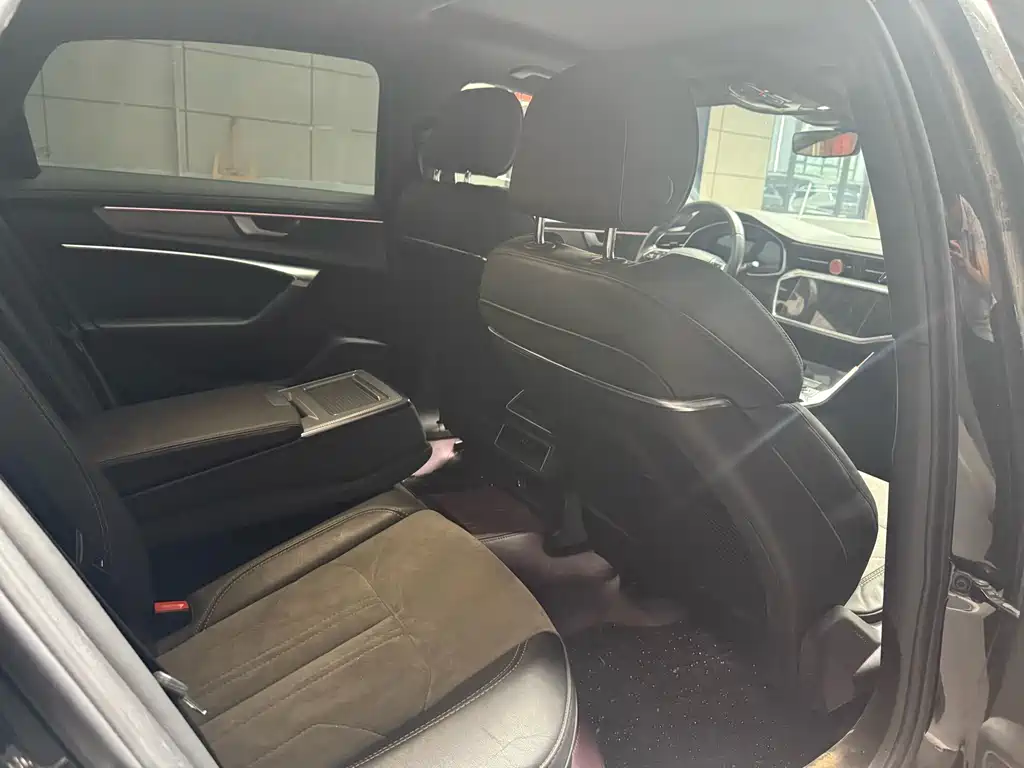 Audi A6L — миниатюра 9
