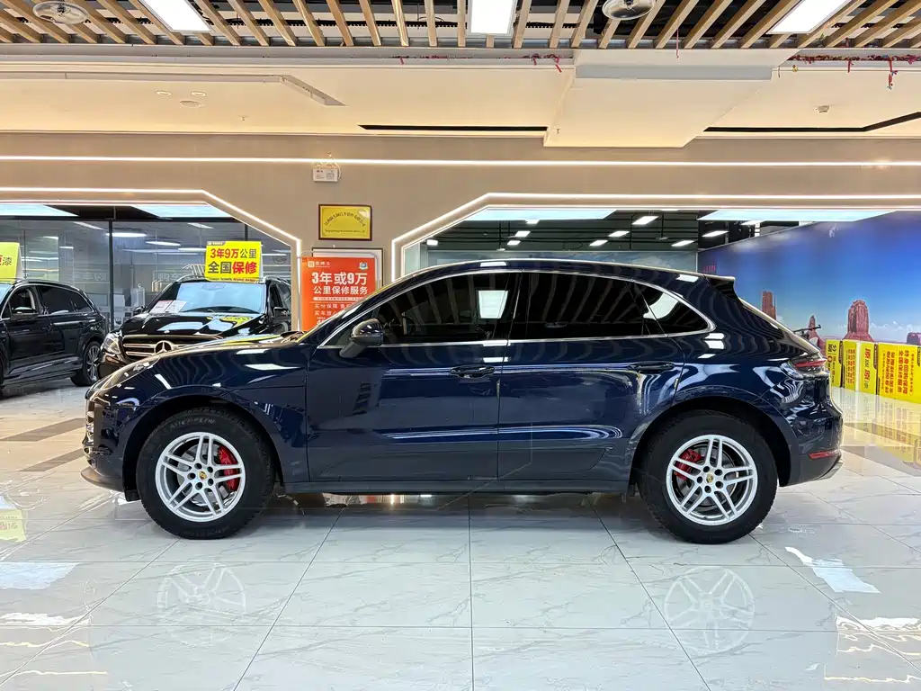 Porsche Macan — миниатюра 2