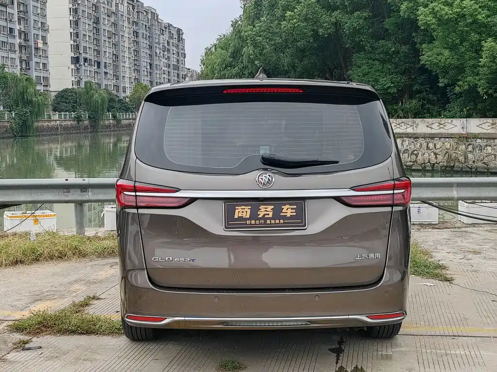 Buick GL8 — миниатюра 16