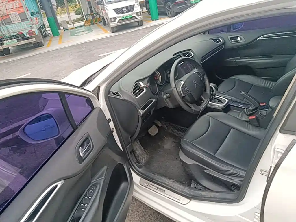Citroen C4L — миниатюра 16