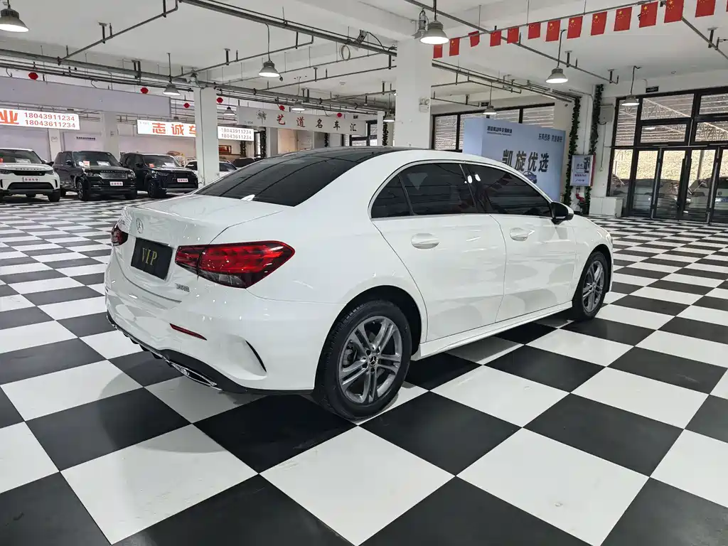 Mercedes-Benz A-Class — миниатюра 9