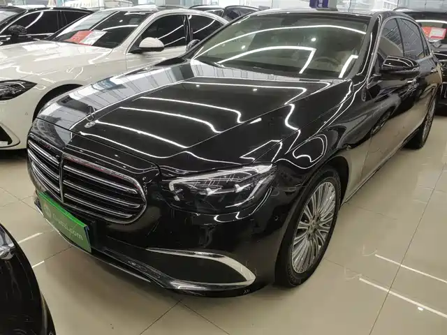 MERCEDES BENZ E CLASS