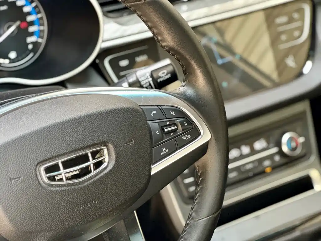 Geely Emgrand — миниатюра 24