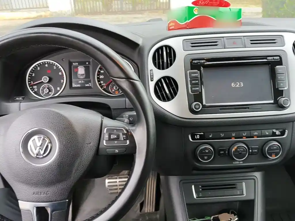 Volkswagen Tiguan — миниатюра 10