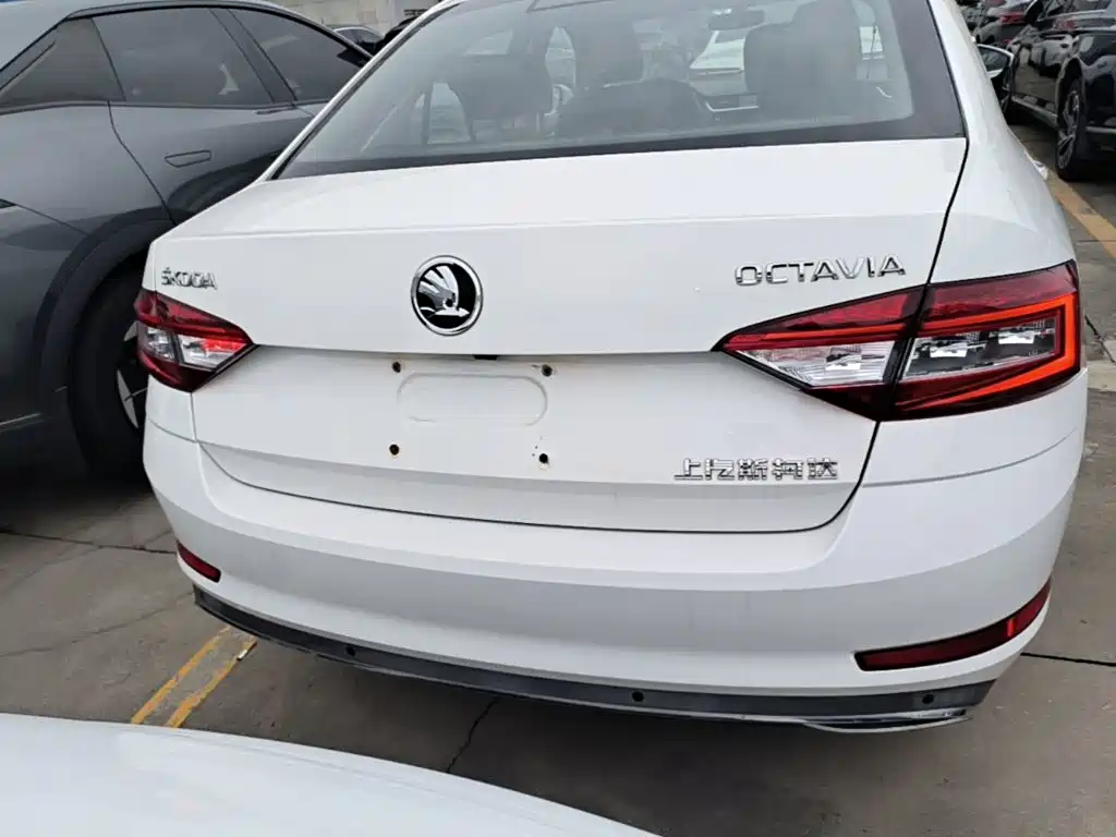 Skoda Octavia — миниатюра 6