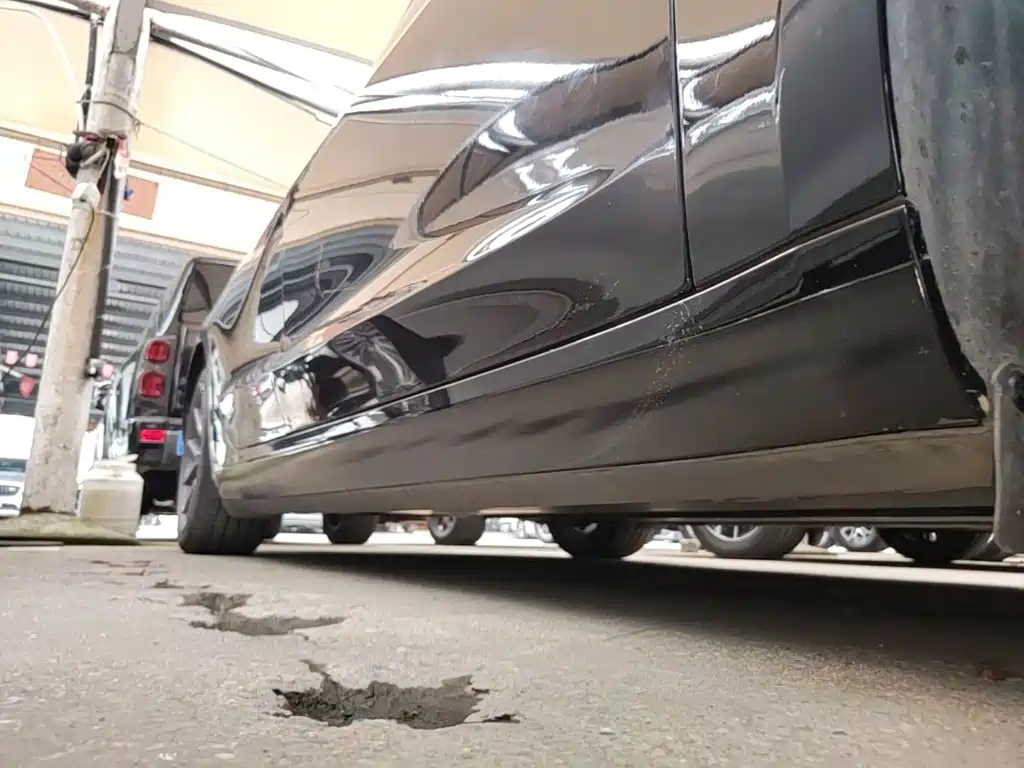 Tesla Model 3 — миниатюра 21