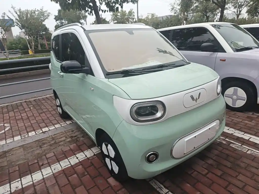 Wuling MINIEV — миниатюра 4