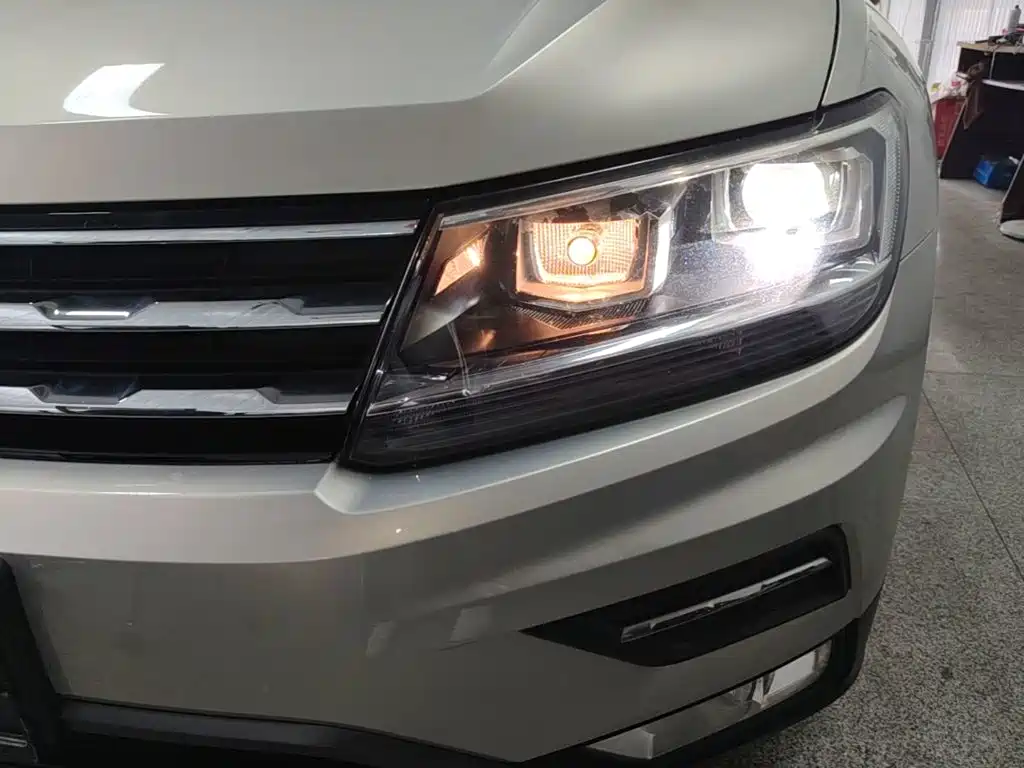 Volkswagen Tiguan L — миниатюра 24